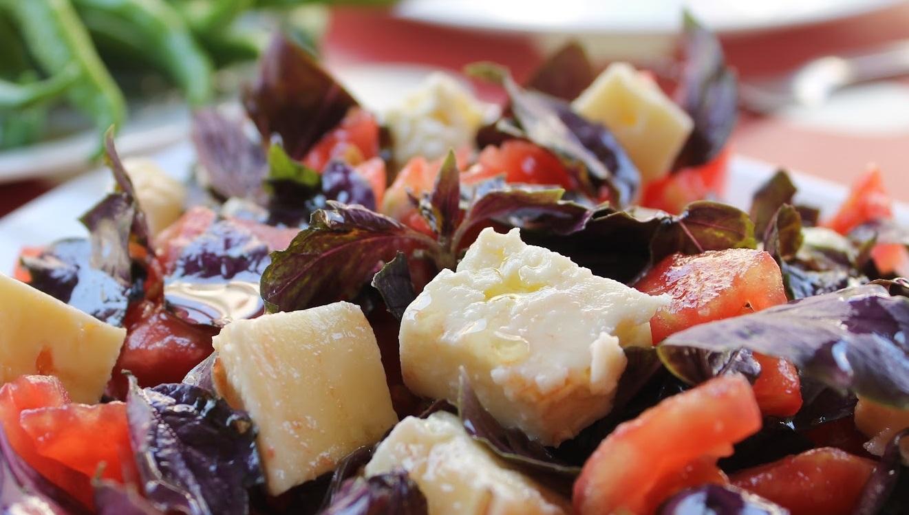 Reyhanlı Patates Salatası Tarifi Reyhanlı Patates Salatası Tarifi